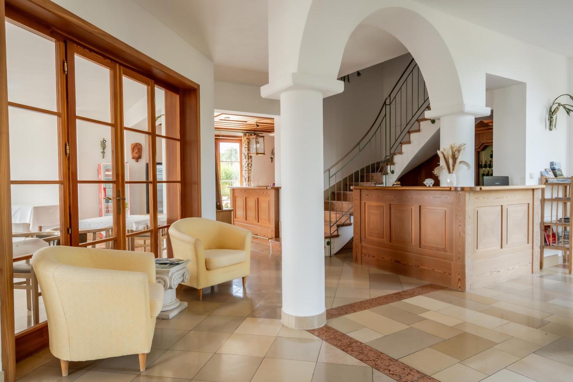 Hotel Roemerstein Fürstenfeld Extérieur photo