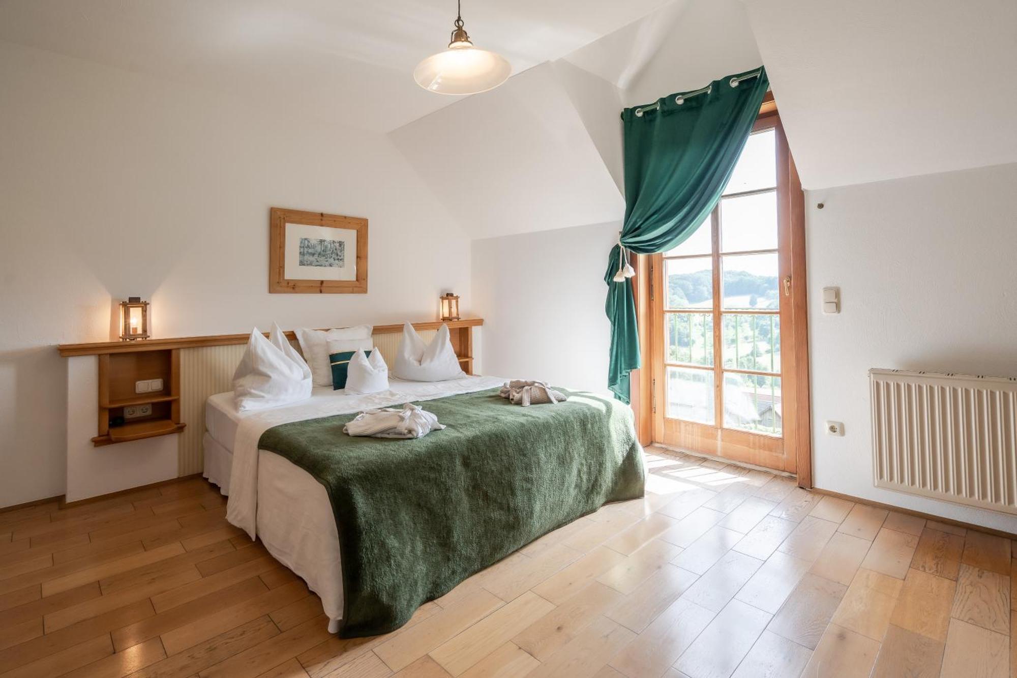 Hotel Roemerstein Fürstenfeld Extérieur photo